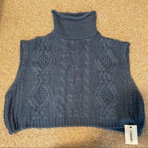 NEW!!! OAK+FORT CABLE KNIT TURTLENECK VEST
